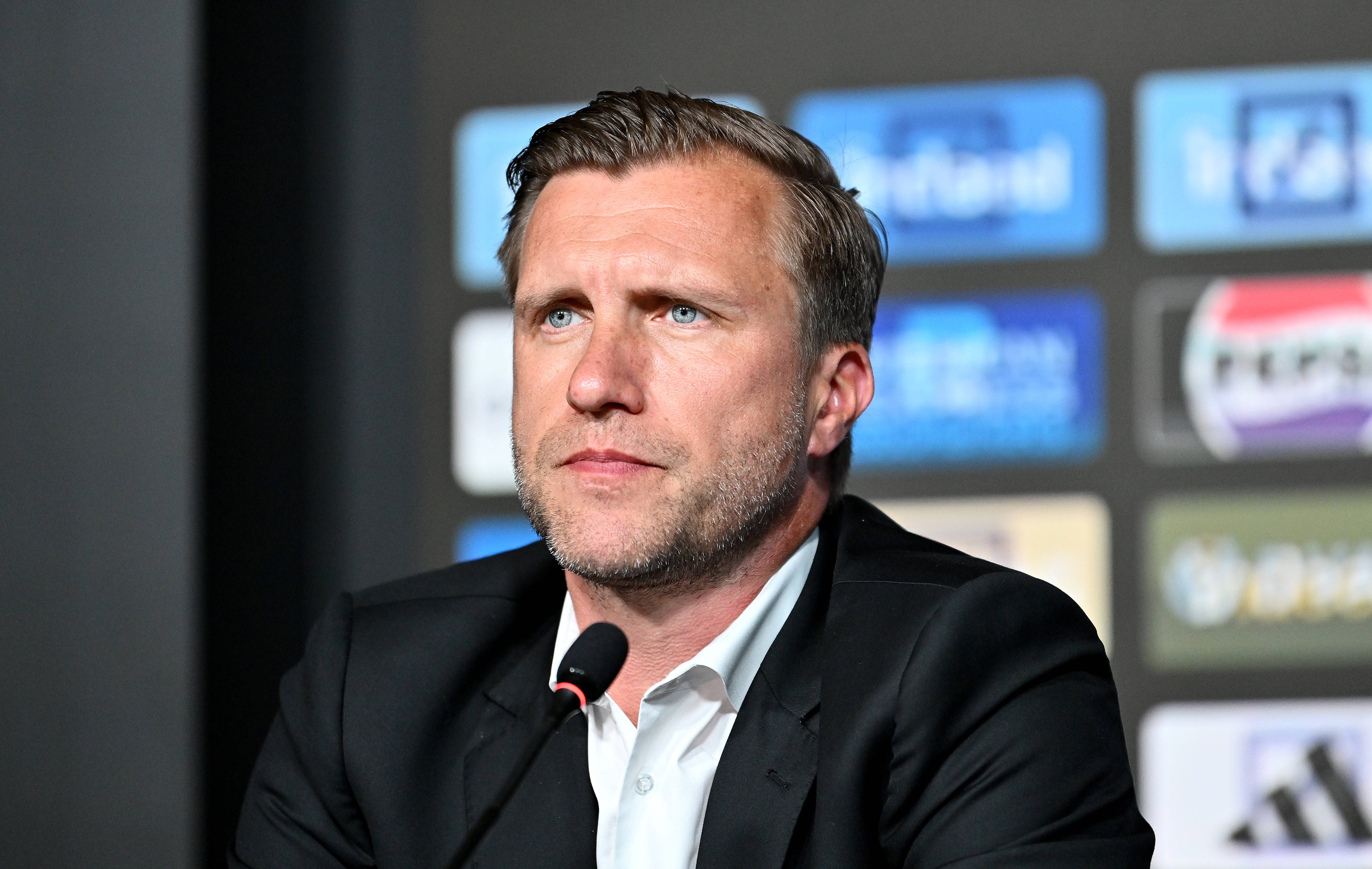 记者：克勒舍和米兰接触 解约金为500-700万欧，他打算休息到年底